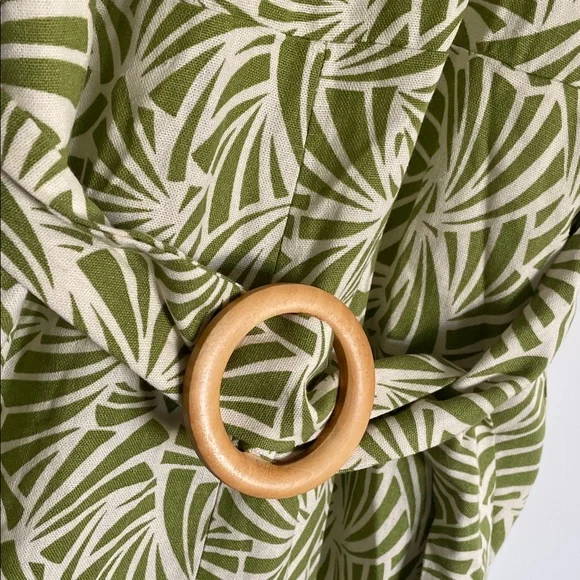 Green Leaf-Print Sleeveless Midi jumpsuit with Belt Size L NWOT - Picture 4 of 9